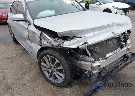 2020 Mercedes-Benz E 450 4Matic z USA, uszkodzony, nr VIN W1KZF6JB1LA773265